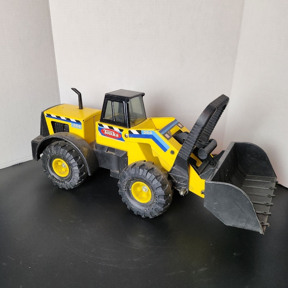 Vintage Tonka 1999 Yellow Metal Front End Loader